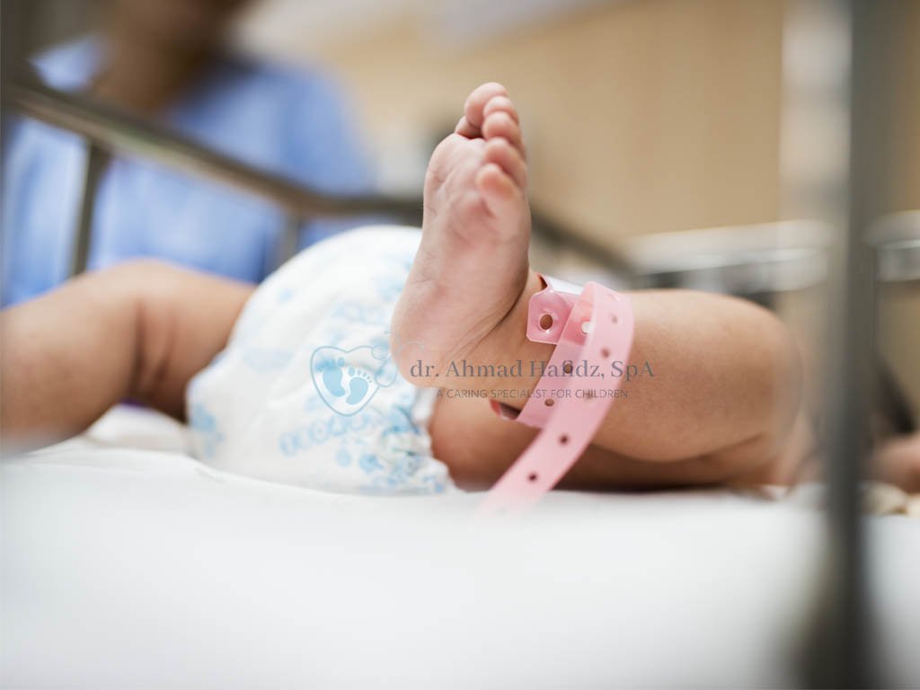 Tanda Bayi Baru Lahir Harus Segera ke Dokter